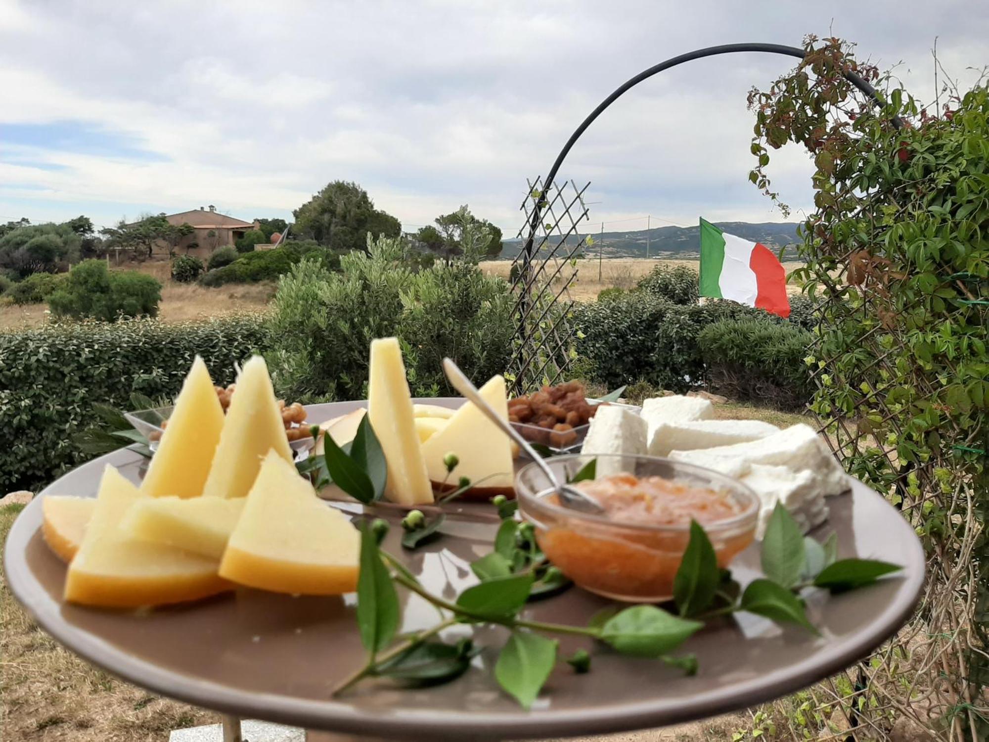 Agriturismo Lu Nodu Villa Greuli Exterior foto